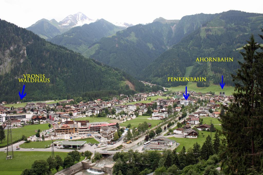 Aparthotel Vronis Waldhaus Adults Only Mayrhofen Exterior foto
