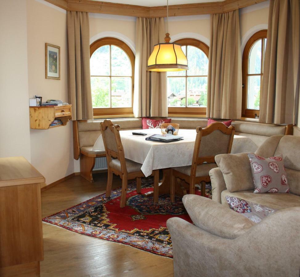 Aparthotel Vronis Waldhaus Adults Only Mayrhofen Exterior foto